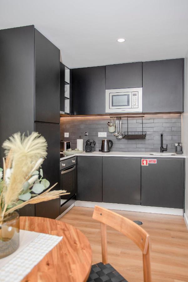 Liiiving In Porto - Downtown Essence Apartments ภายนอก รูปภาพ